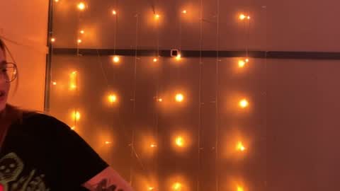 Snapshot of jacywinslat chatting on 11/10/25, 01:48 jacywinslat online show from 11/10/25, 01:48