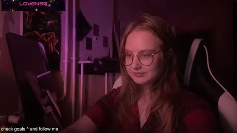 Snapshot of jacywinslat chatting on 11/13/25, 04:17 jacywinslat online show from 11/13/25, 04:17