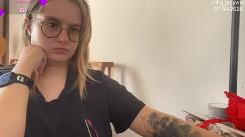 jacywinslat online show from 04/07/26, 09:21