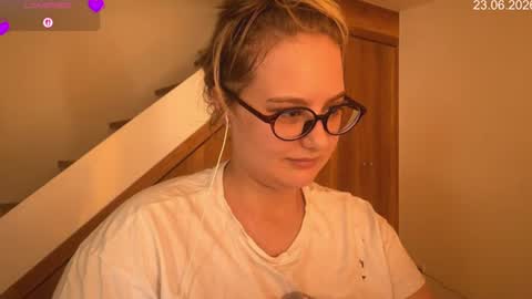 Snapshot of jacywinslat chatting on 06/24/26, 08:35 jacywinslat online show from 06/24/26, 08:35