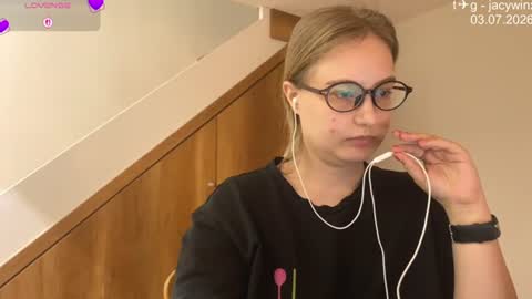 Snapshot of jacywinslat chatting on 07/03/26, 09:05 jacywinslat online show from 07/03/26, 09:05