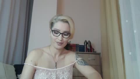 Jada online show from 05/28/26, 06:27