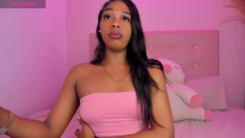 Snapshot of jaddy_lol chatting on 02/15/25, 03:39 Vanniall online show from 02/15/25, 03:39