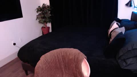 Jade online show from 09/15/25, 02:33