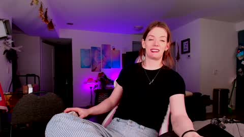 Snapshot of jade49 chatting on 12/05/24, 05:26 Jade49 online show from 12/05/24, 05:26