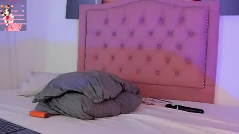 Jade  online show from 01/29/25, 12:22