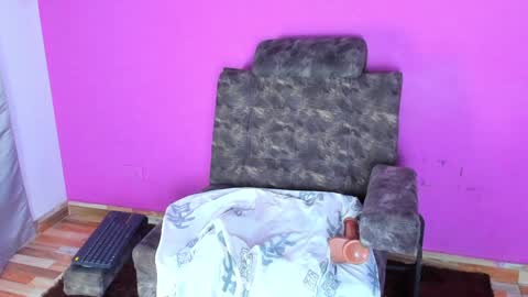  Jade Brunete  online show from 01/01/25, 10:13