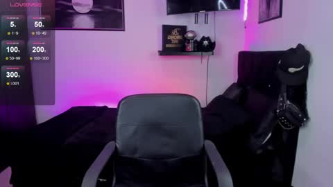 jade_candy21 online show from 02/20/25, 10:37