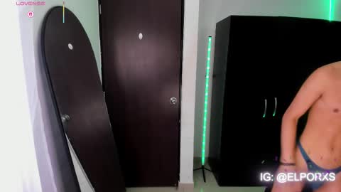 jade_candy21 online show from 11/04/25, 07:24