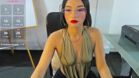 jade_connor online show from 05/23/26, 08:46
