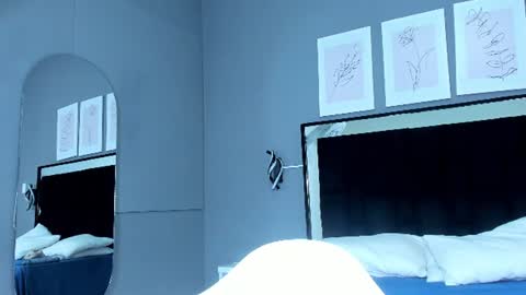 jade_lovv online show from 07/14/26, 07:52