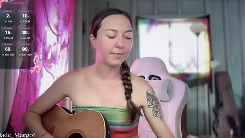 Snapshot of jade_margot chatting on 09/17/25, 12:56 Jade Margot online show from 09/17/25, 12:56