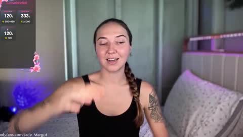 Snapshot of jade_margot chatting on 11/24/25, 11:26 Jade Margot online show from 11/24/25, 11:26