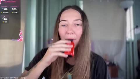 Snapshot of jade_margot chatting on 12/03/25, 12:40 Jade Margot online show from 12/03/25, 12:40