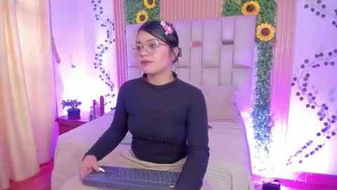 ade online show from 11/11/25, 01:00