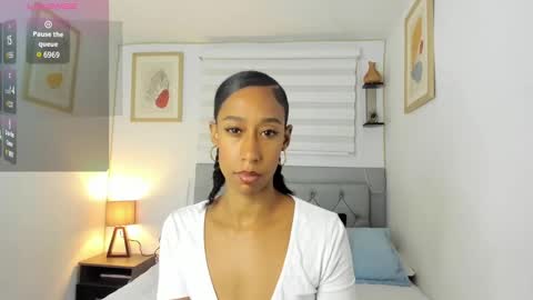 Jade smile online show from 02/10/25, 02:48