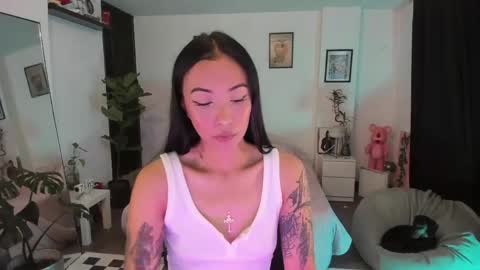 Jade  independent model online show from 04/27/26, 12:14