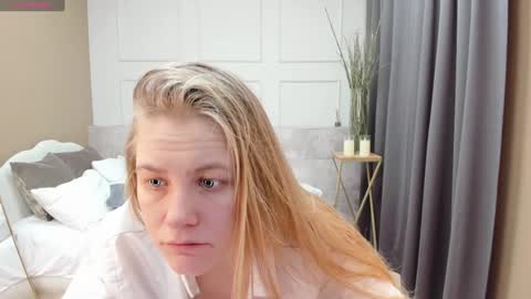 Snapshot of jade_soft chatting on 01/22/25, 09:10 Jade online show from 01/22/25, 09:10