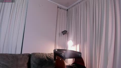 jade_star__ online show from 06/06/26, 12:27
