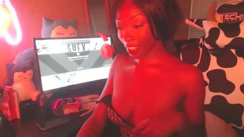 Snapshot of jade_temptress chatting on 02/11/25, 01:41 Jade Temptress online show from 02/11/25, 01:41