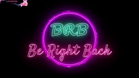 jade white  online show from 02/04/25, 12:22