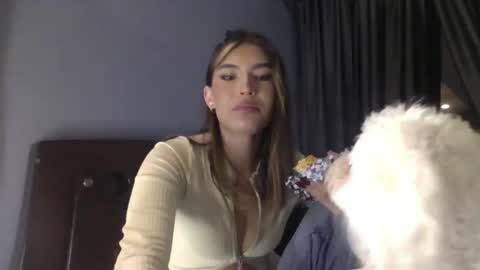 Jade online show from 06/04/26, 01:11