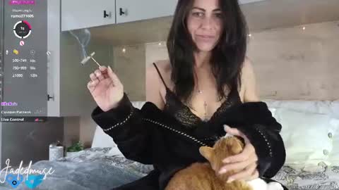 Jade online show from 07/05/26, 08:10