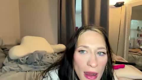 sexyeyes neverlie  online show from 03/05/26, 12:01