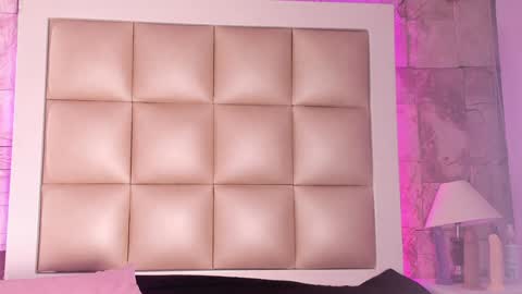 jadeestudios online show from 01/24/25, 03:45