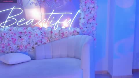 Snapshot of jadeevansx chatting on 12/27/24, 12:18 JADE EVANS online show from 12/27/24, 12:18