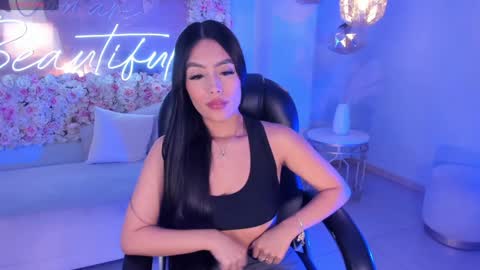 Snapshot of jadeevansx chatting on 12/29/24, 04:51 JADE EVANS online show from 12/29/24, 04:51