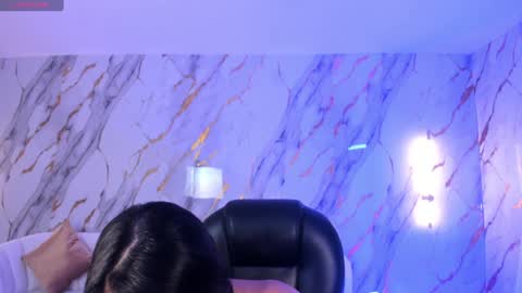 Snapshot of jadeevansx chatting on 01/28/25, 12:15 JADE EVANS online show from 01/28/25, 12:15