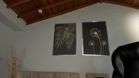 Snapshot of jadeevansx chatting on 03/05/25, 12:05 JADE EVANS online show from 03/05/25, 12:05