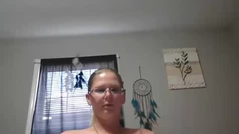 JadeLuv online show from 11/15/25, 06:37