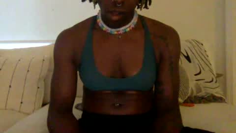 Snapshot of jaedarling chatting on 06/22/26, 03:25 jaed online show from 06/22/26, 03:25