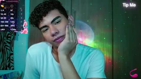 Snapshot of jaedasky_ chatting on 12/16/24, 04:34 javi15 online show from 12/16/24, 04:34