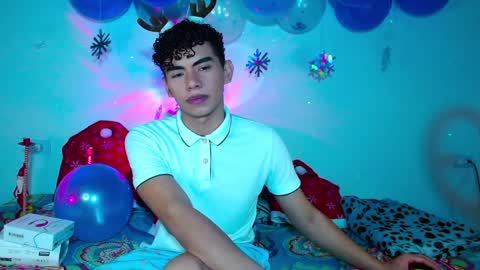 Snapshot of jaedasky_ chatting on 12/26/24, 03:49 javi15 online show from 12/26/24, 03:49