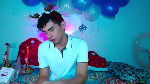 Snapshot of jaedasky_ chatting on 12/26/24, 06:52 javi15 online show from 12/26/24, 06:52