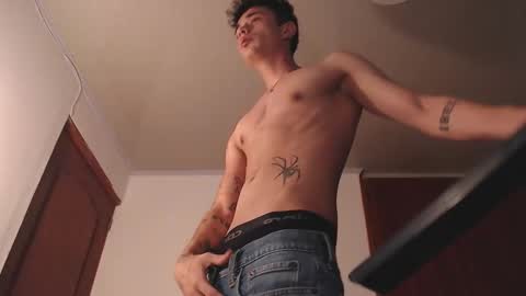 jaico_santos online show from 11/22/25, 06:18