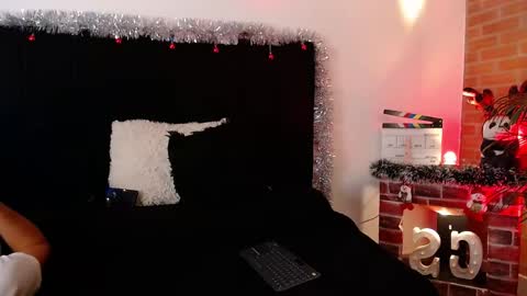 Jaiden online show from 12/19/25, 08:32