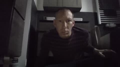 jak_81 online show from 04/13/26, 05:24