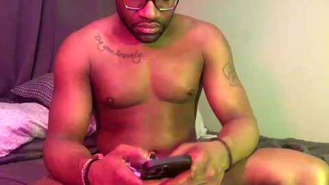 Snapshot of jakcjameson chatting on 02/11/25, 11:21 Jakc online show from 02/11/25, 11:21