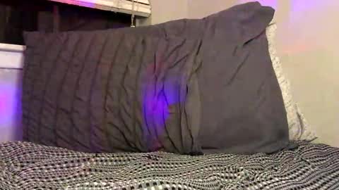 Snapshot of jakcjameson chatting on 10/18/25, 10:05 Jakc online show from 10/18/25, 10:05