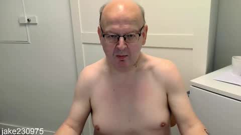 Jake2309 online show from 10/19/25, 07:36