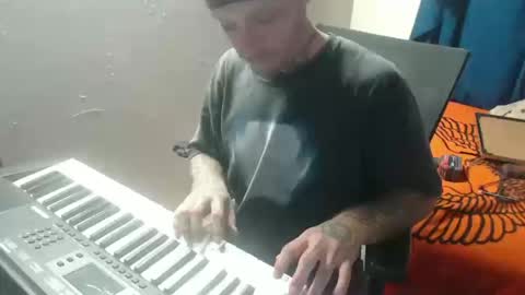 showingitoff online show from 10/14/25, 12:55