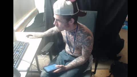 showingitoff online show from 11/26/25, 02:34