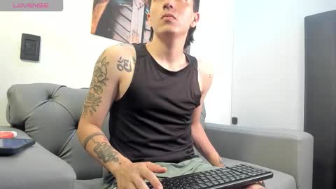 JAKE BOO online show from 12/02/25, 04:40