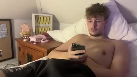 jake_jackson1 online show from 09/29/25, 08:19