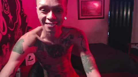 Snapshot of jake_js1 chatting on 12/01/24, 10:43 JakeRam online show from 12/01/24, 10:43