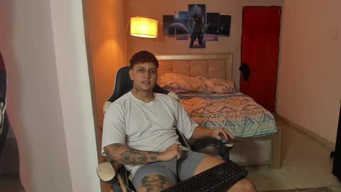 Snapshot of jake_pons chatting on 01/07/25, 04:39 Jake Pons online show from 01/07/25, 04:39